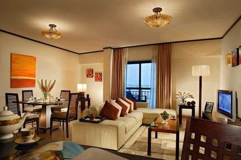 Park Dubai,an Edge By Rotana Aparthotel