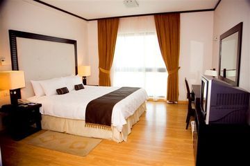 Park Dubai,an Edge By Rotana Dubai